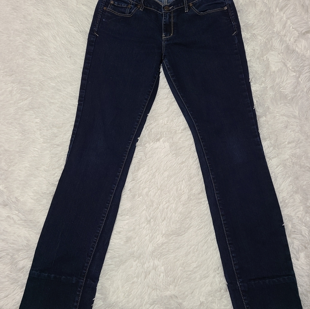 Abercrombie and Fitch women's dark blue jeans size 6